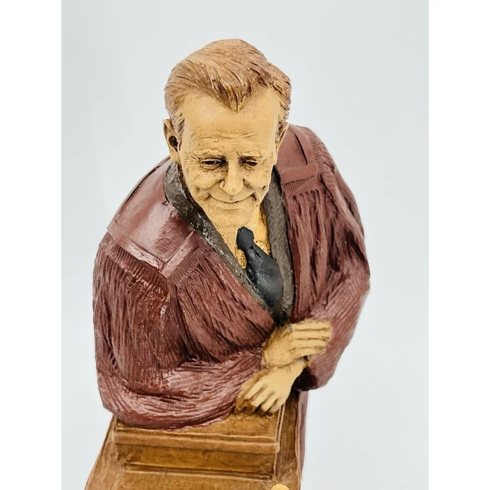 Tom Clark Parson Patterson Edition 66 Figure Statue Pastor Preacher 1984